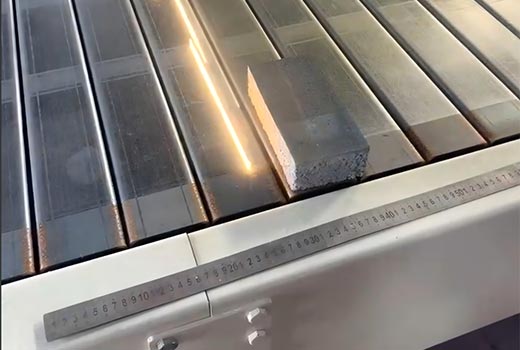 ວິທີການຮັກສາພື້ນຜິວສໍາລັບ bricks ຊີມັງ